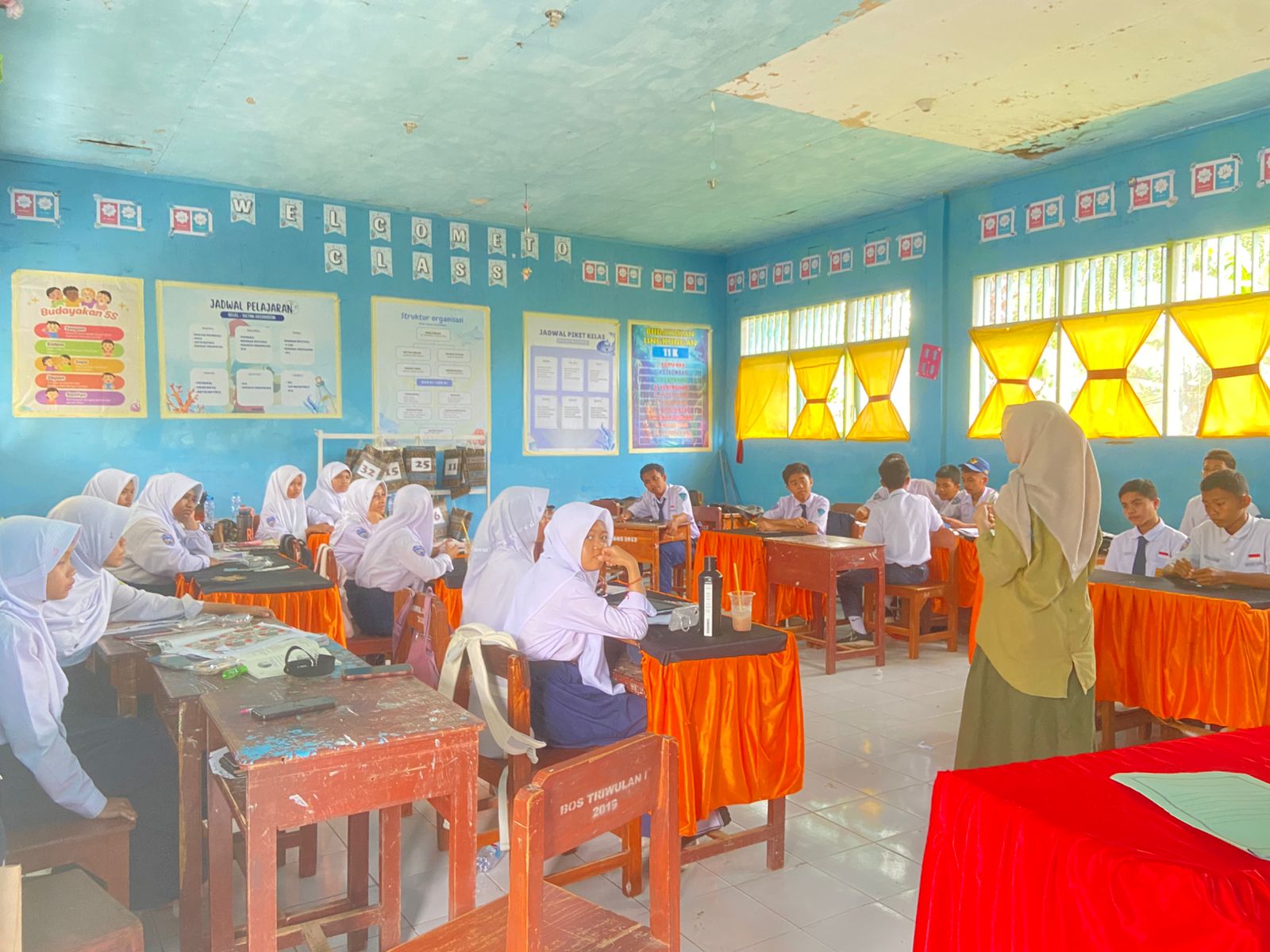Sosialisasi di SMP Negeri 1 Polut